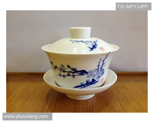 足球明星品茶的独特杯子背后的故事与文化探秘