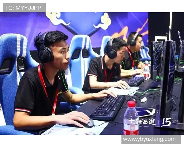 韩国足球明星获奖盛典精彩回顾展现激情与荣耀的瞬间 韩国足球明星获奖盛典精彩回顾展现激情与荣耀的瞬间